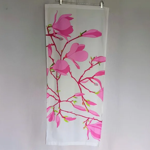 Handmade Marimekko "Keisarinna" Pink Floral Tablecloth Table Runner - Picture 2 of 5